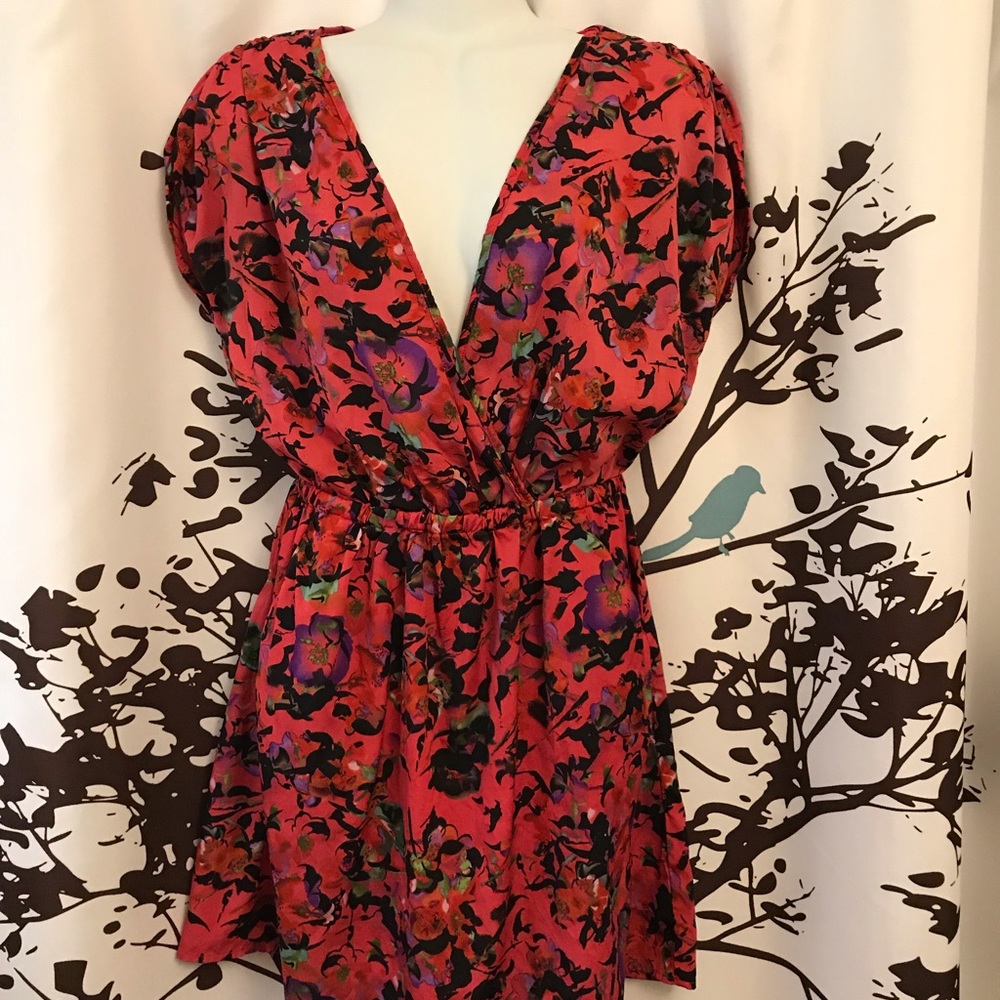 ✨ 4 FOR $10 Floral Dress